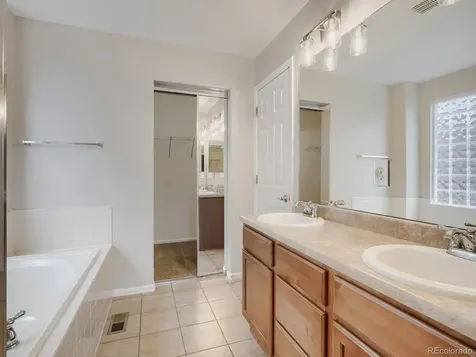 24625 E Chenango Drive Aurora CO 80016