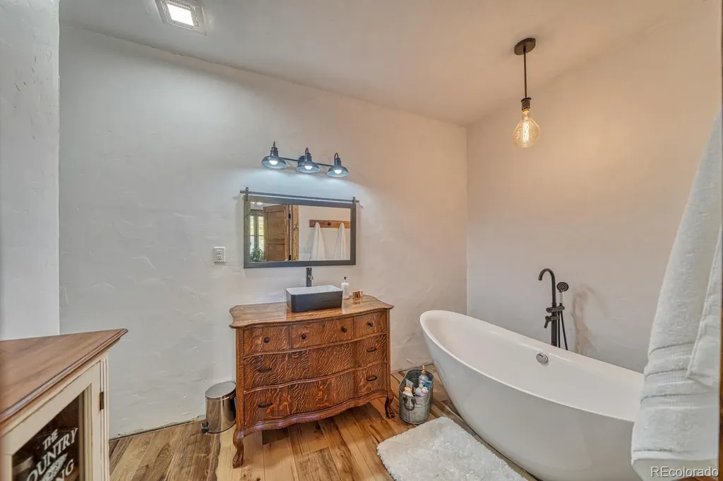 294 Vista De Agua Trail Westcliffe CO 81252
