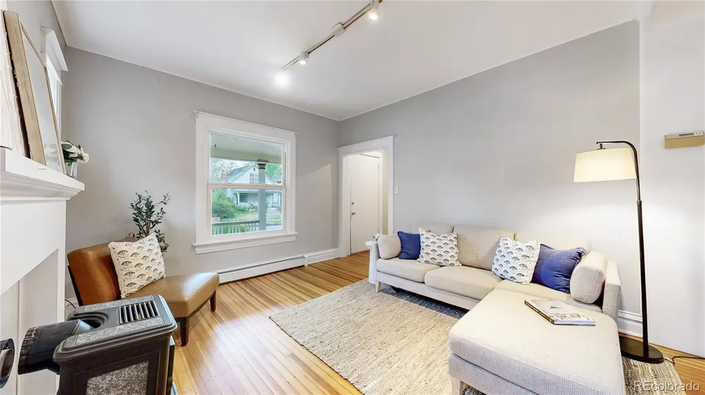 218 S Emerson Street Denver CO 80209