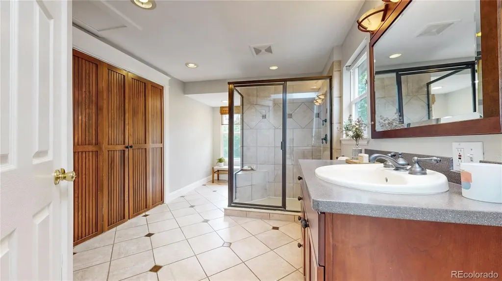 218 S Emerson Street Denver CO 80209