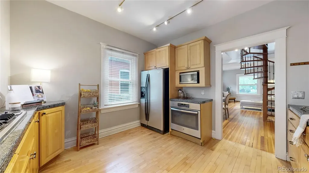 218 S Emerson Street Denver CO 80209