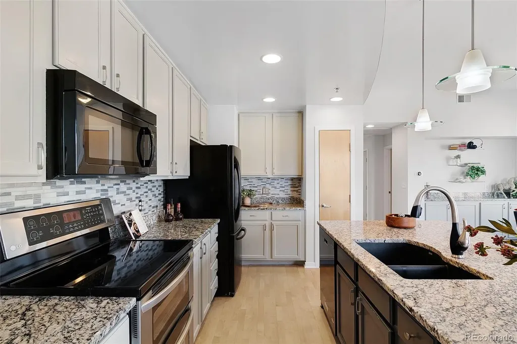 12165 Claude Court Northglenn CO 80241