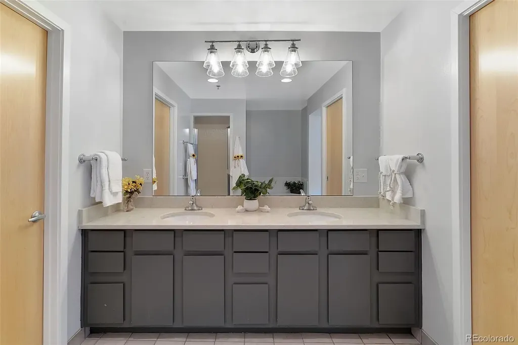 12165 Claude Court Northglenn CO 80241