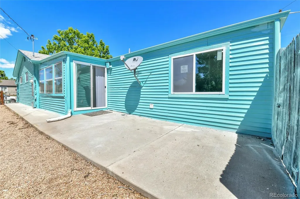 1500 S Wolcott Court Denver CO 80219