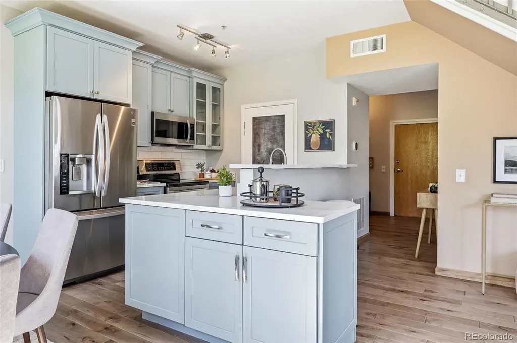 837 E 17th Avenue Denver CO 80218
