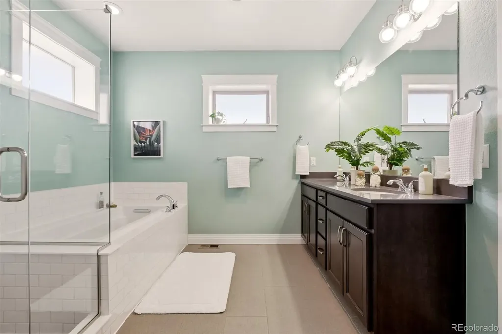 5945 Hanover Street Denver CO 80238