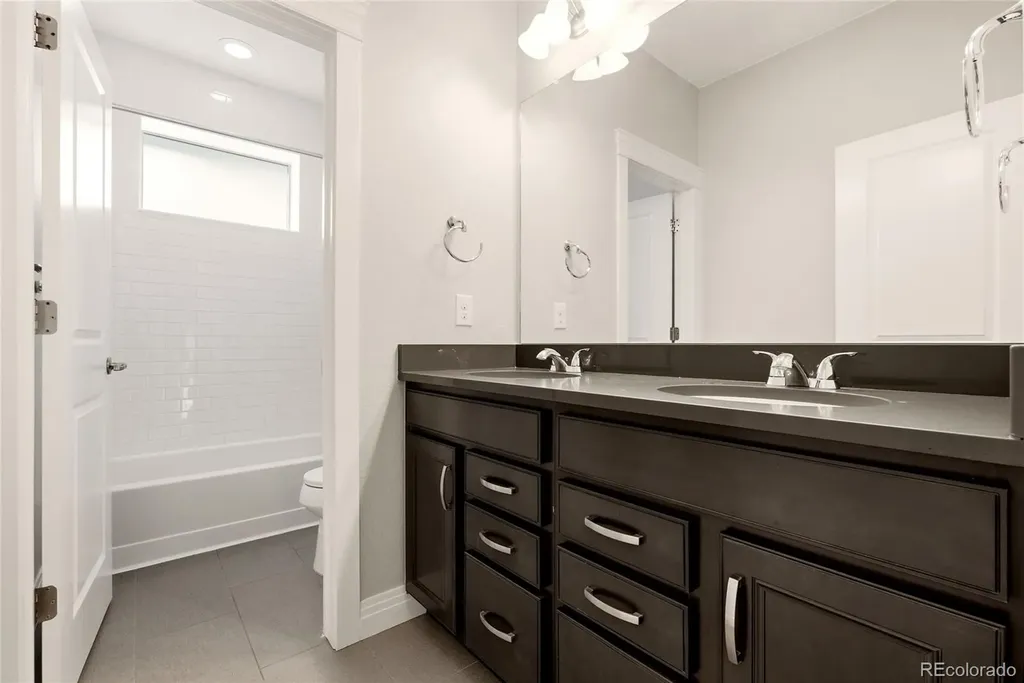 5945 Hanover Street Denver CO 80238