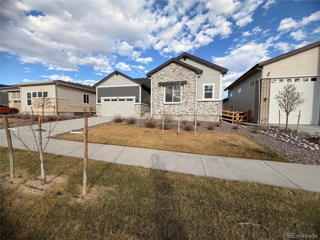 3994 Haleyville Court Aurora CO 80019