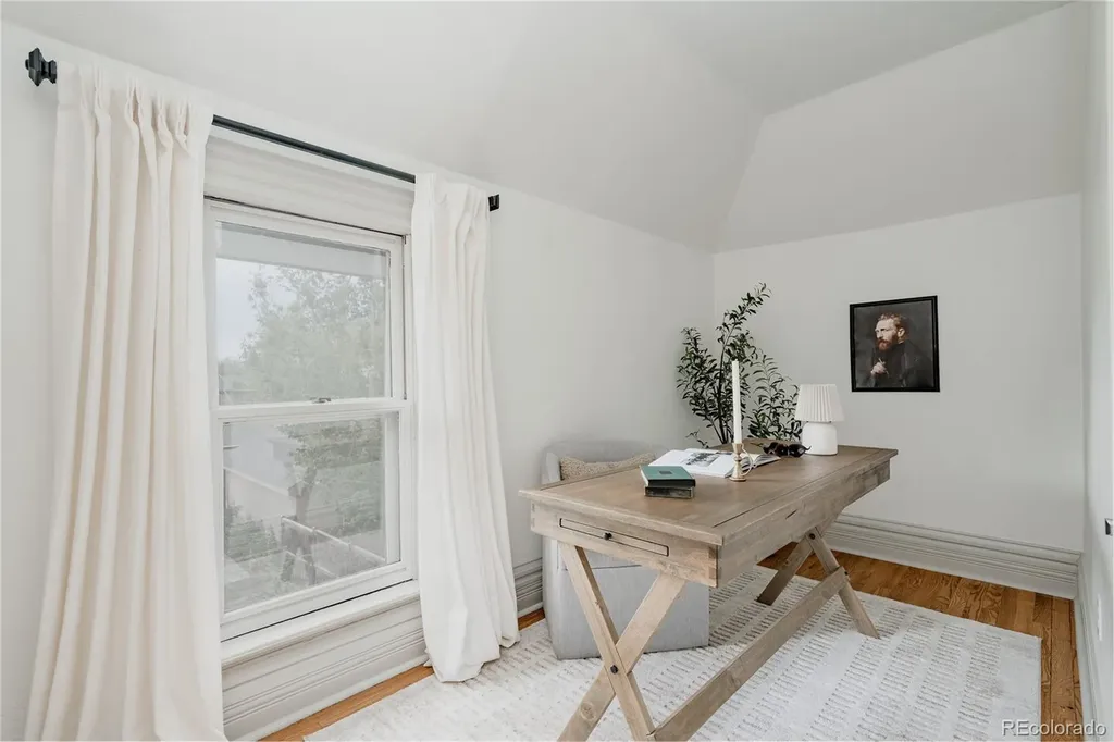 2339 N Emerson Street Denver CO 80205