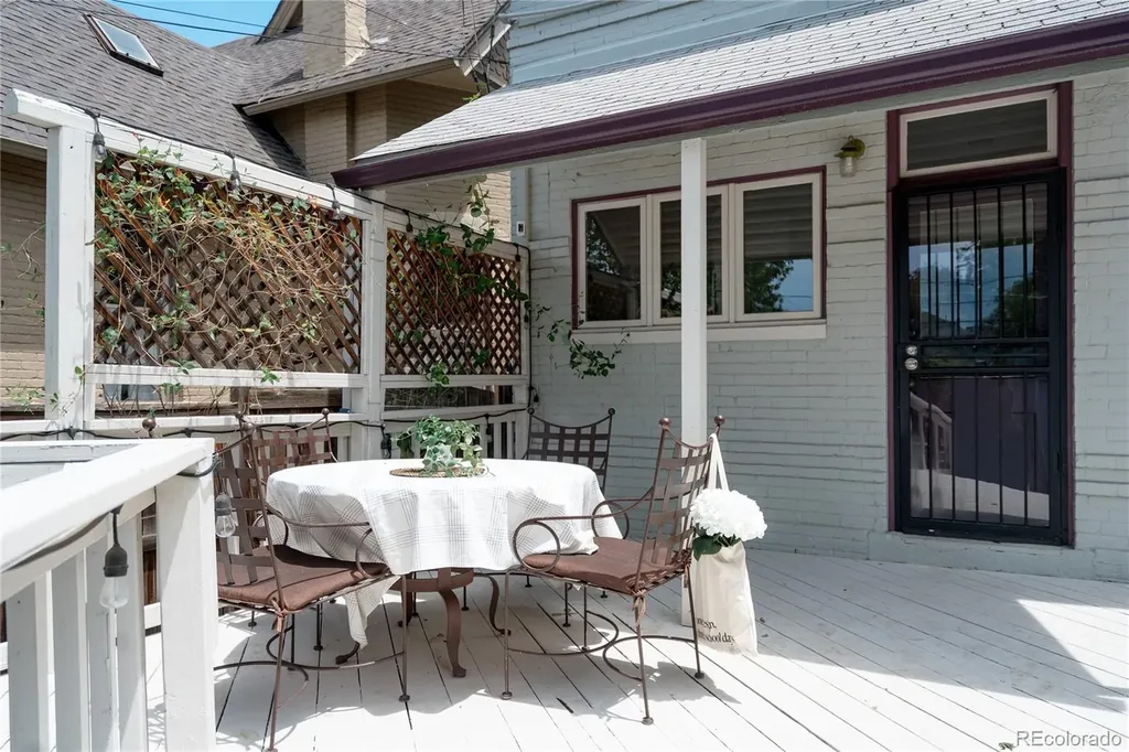 2339 N Emerson Street Denver CO 80205
