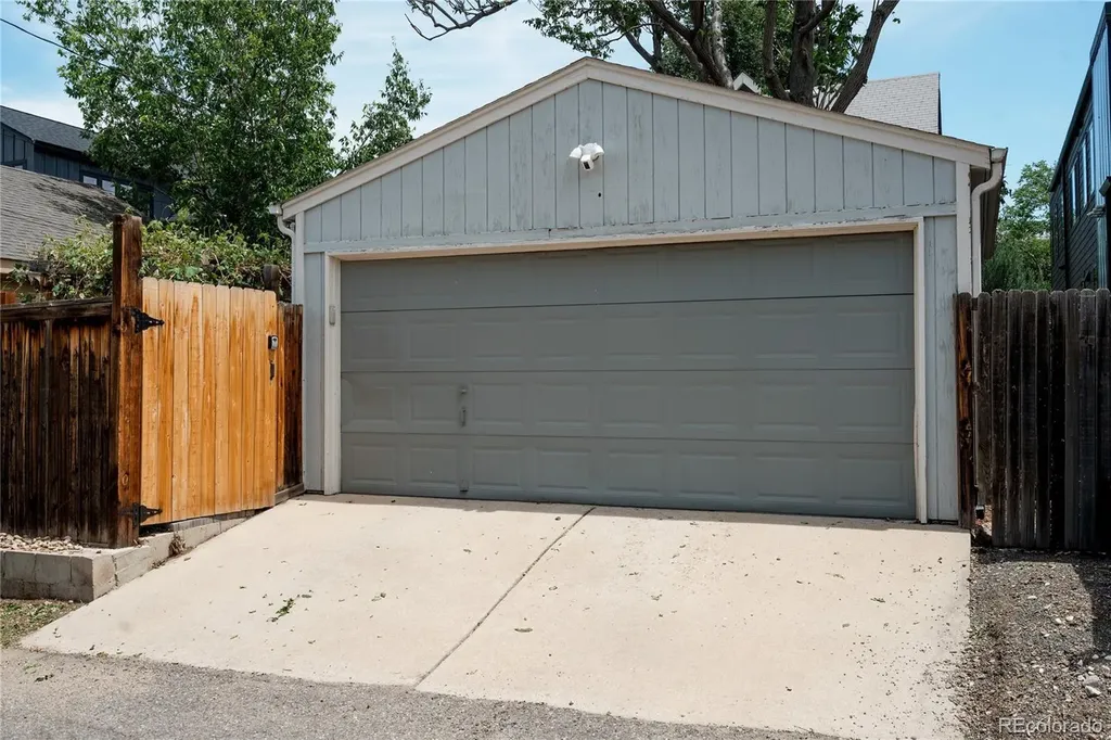 2339 N Emerson Street Denver CO 80205