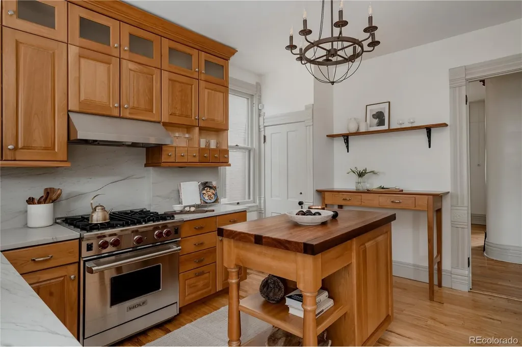 2339 N Emerson Street Denver CO 80205