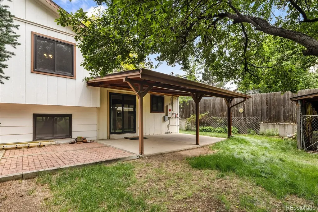 327 Poppy Street Golden CO 80401