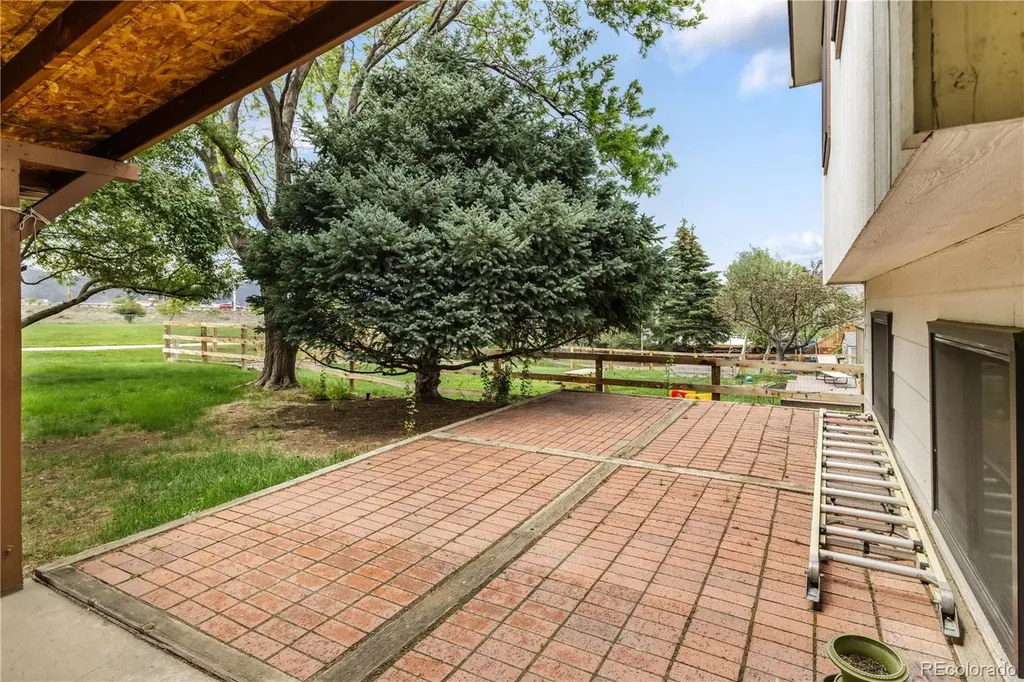 327 Poppy Street Golden CO 80401