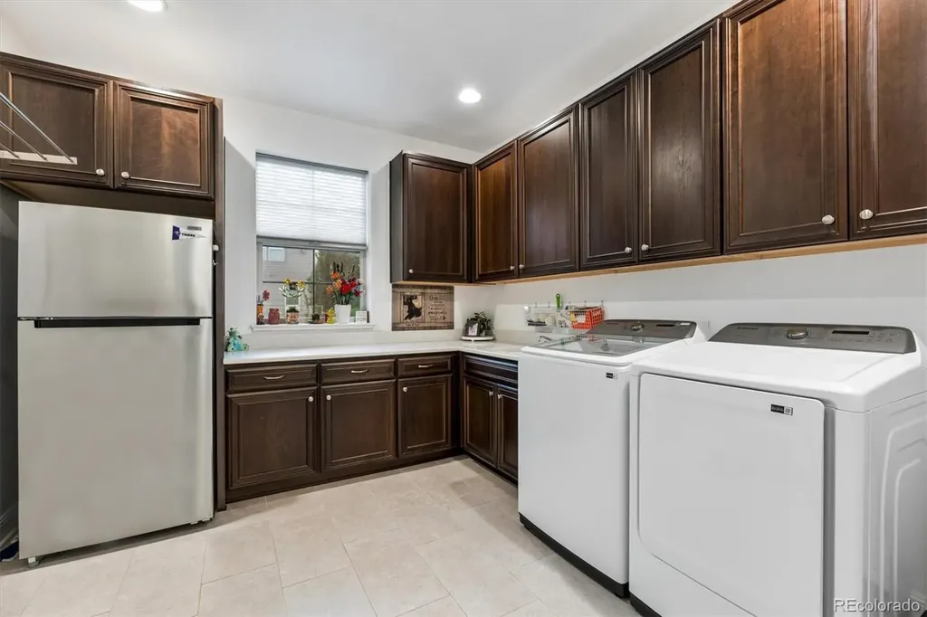 1085 Maddox Court Broomfield CO 80023