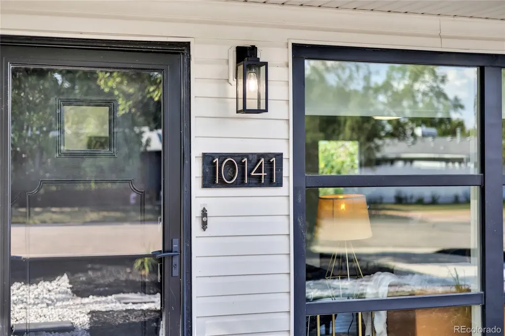 10141 W 9th Drive Denver CO 80215
