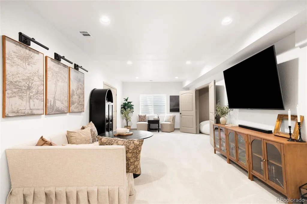 210 Horizon Avenue Erie CO 80516