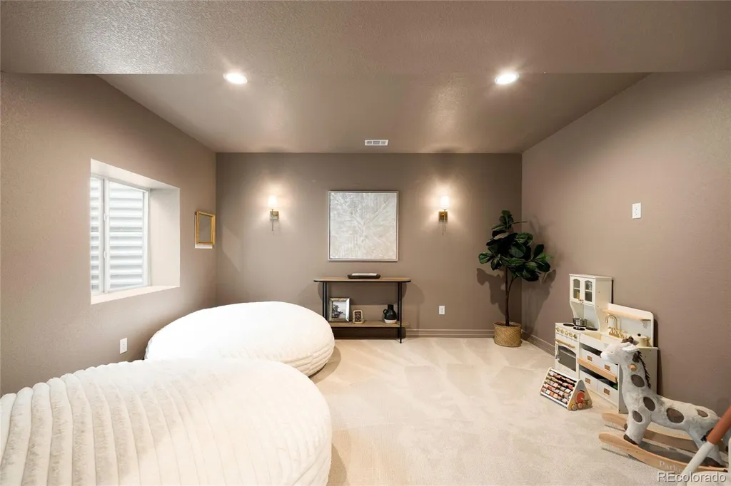 210 Horizon Avenue Erie CO 80516