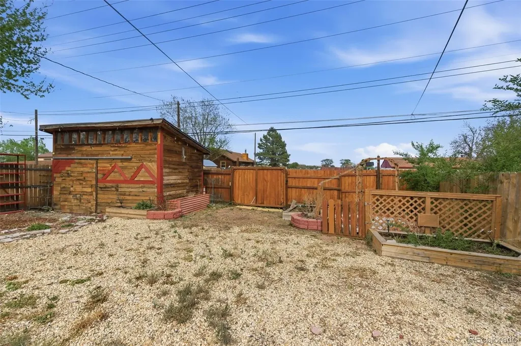 1027 Arch Street Colorado Springs CO 80904