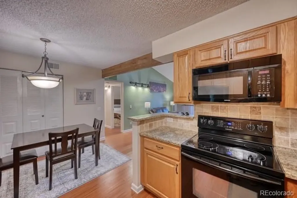 209 Wright Street Lakewood CO 80228