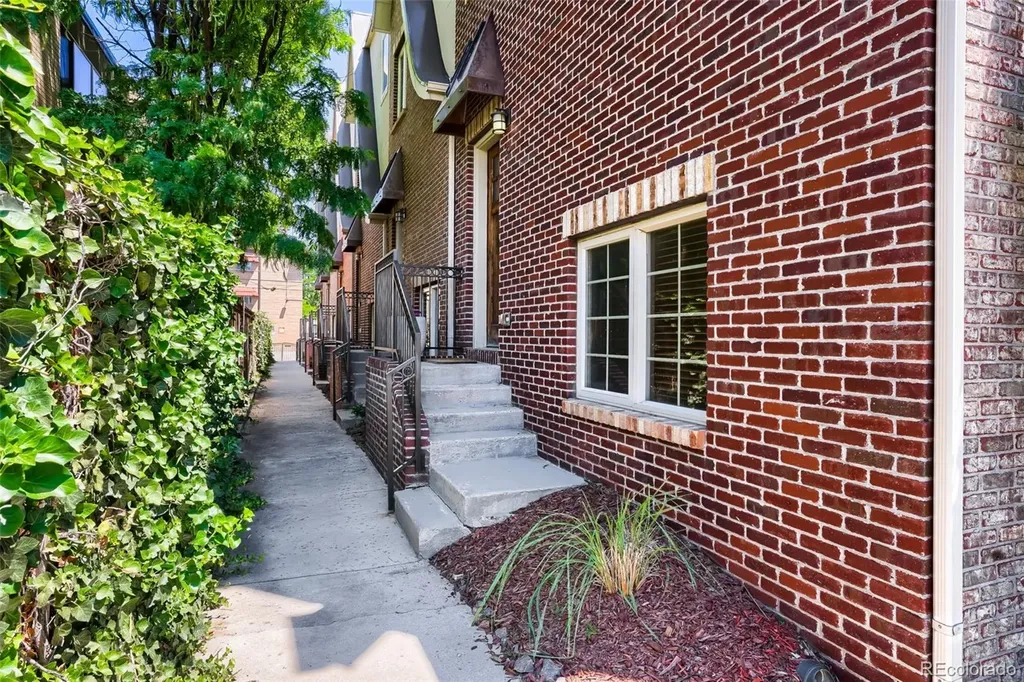 930 S Pearl Street Denver CO 80209