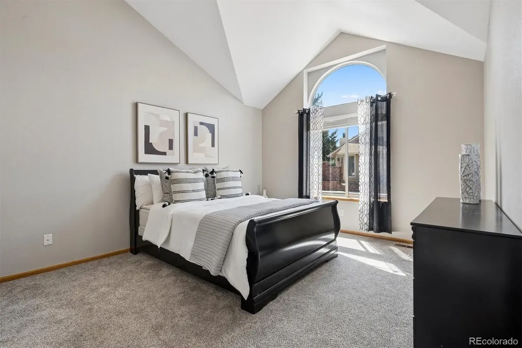2166 S Troy Way Aurora CO 80014