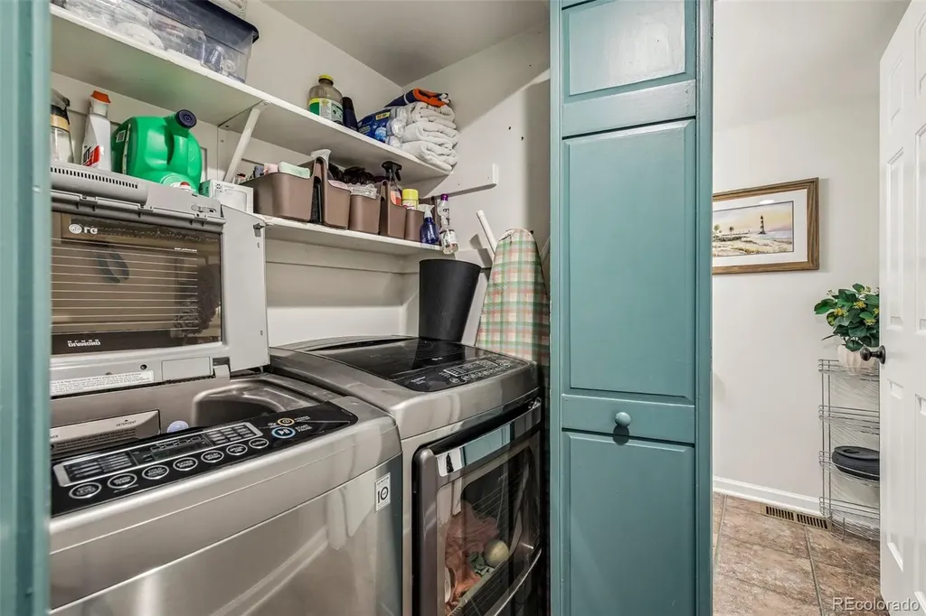 9352 Wheeler Court Littleton CO 80126
