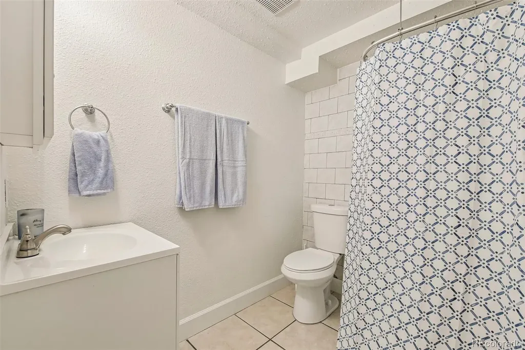 9352 Wheeler Court Littleton CO 80126