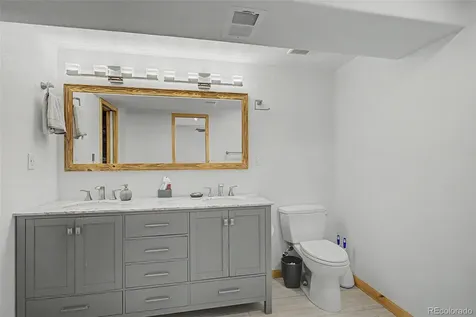 20950 E Ida Avenue Centennial CO 80015