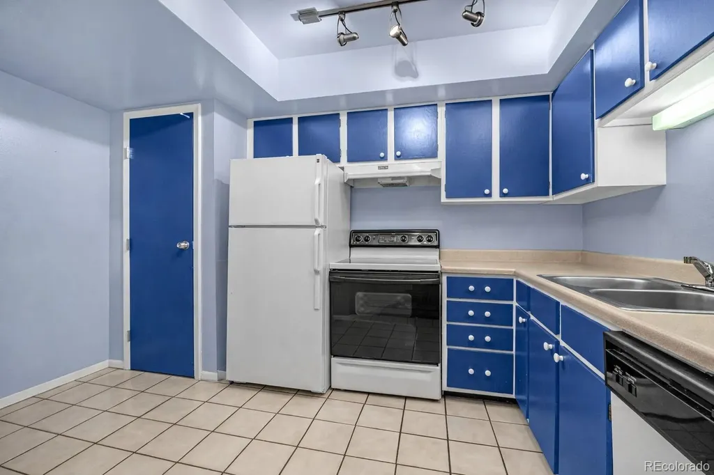 3550 S Harlan Street Denver CO 80235
