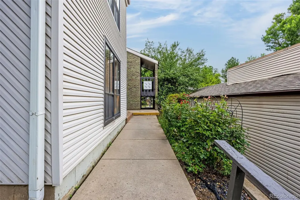 3550 S Harlan Street Denver CO 80235