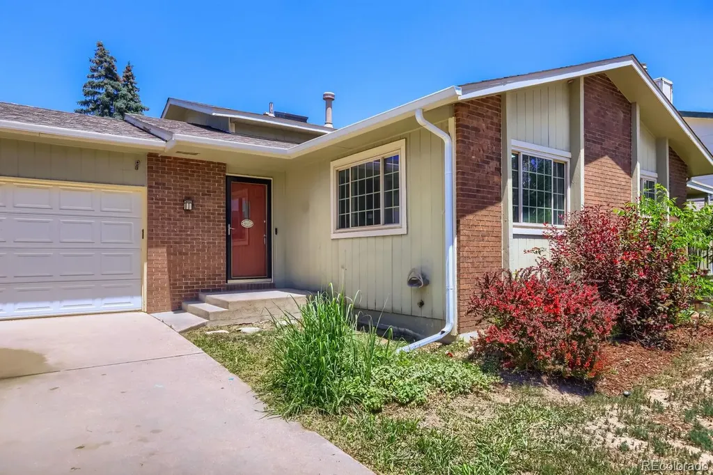 4613 W 1st Street Greeley CO 80634