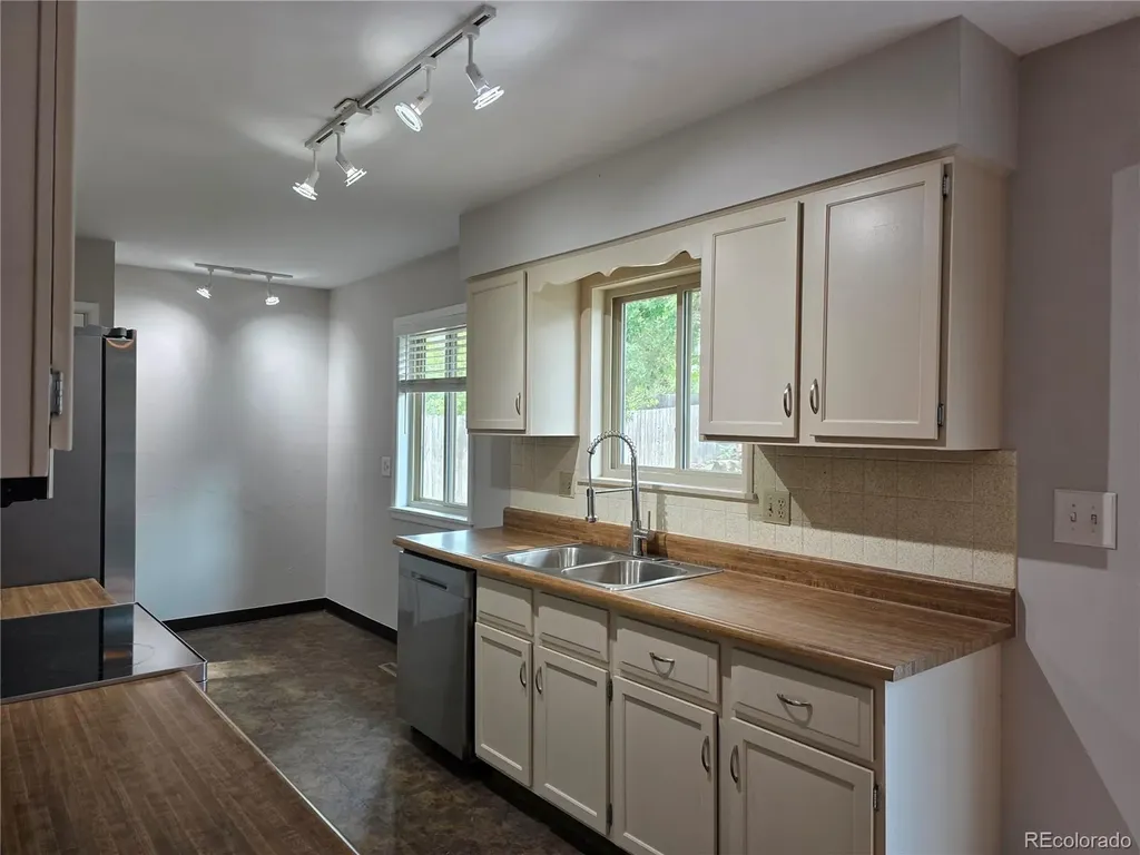 5915 Mercury Drive Fort Collins CO 80525