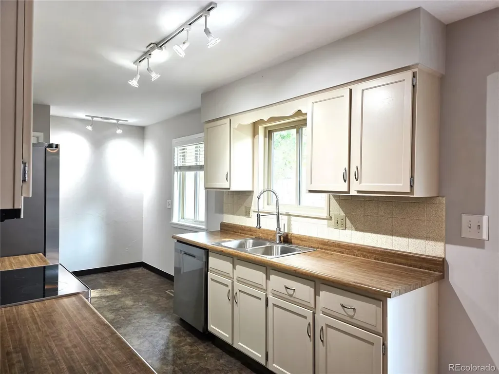 5915 Mercury Drive Fort Collins CO 80525