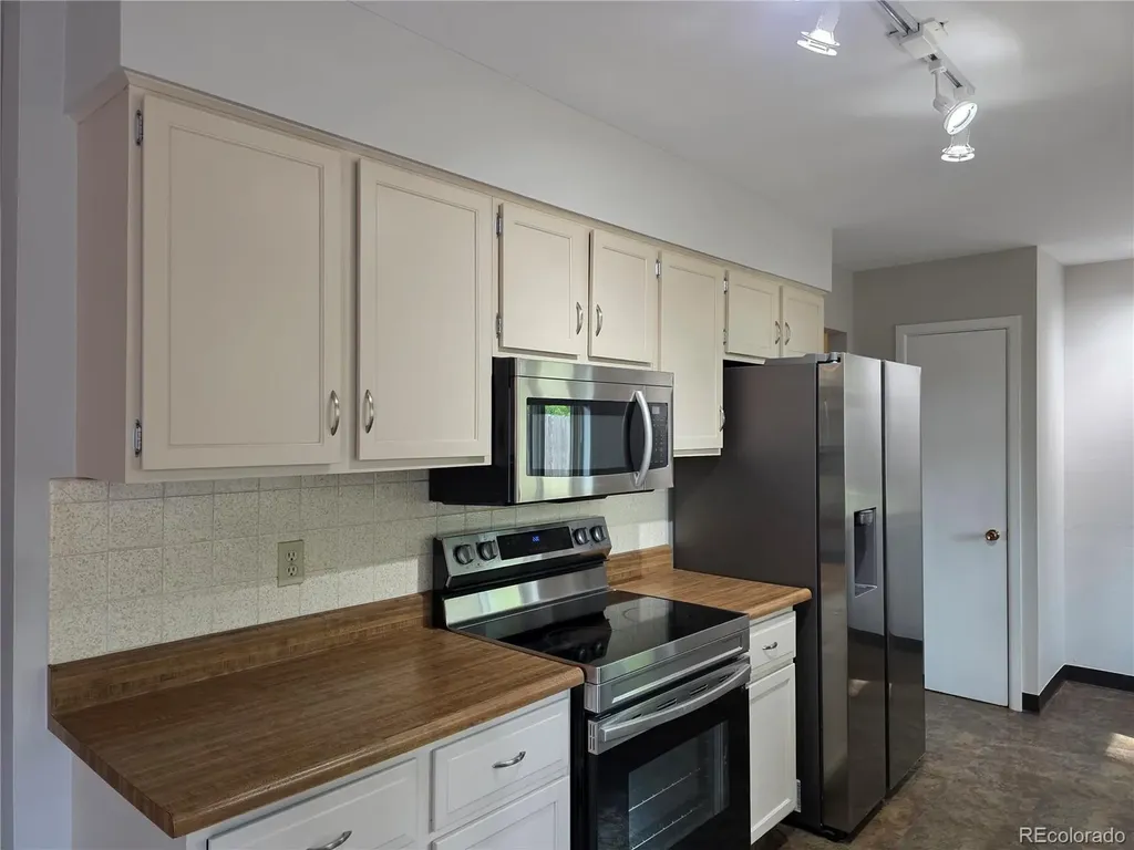 5915 Mercury Drive Fort Collins CO 80525