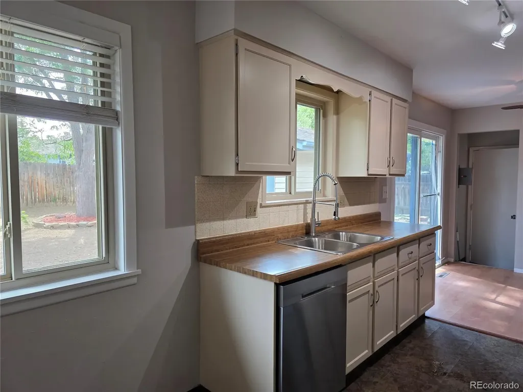 5915 Mercury Drive Fort Collins CO 80525