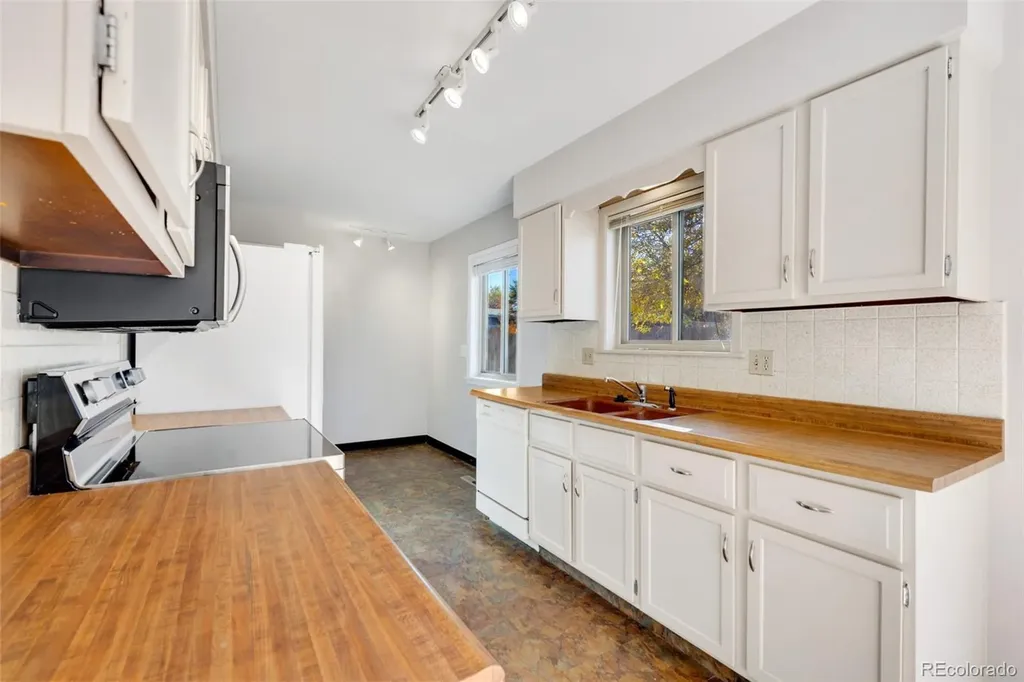 5915 Mercury Drive Fort Collins CO 80525