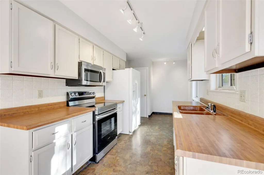 5915 Mercury Drive Fort Collins CO 80525