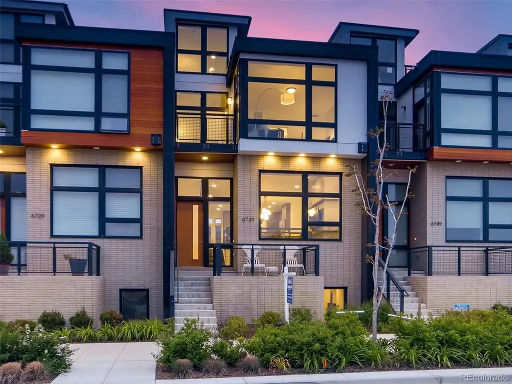 6739 E Lowry Boulevard Denver CO 80230