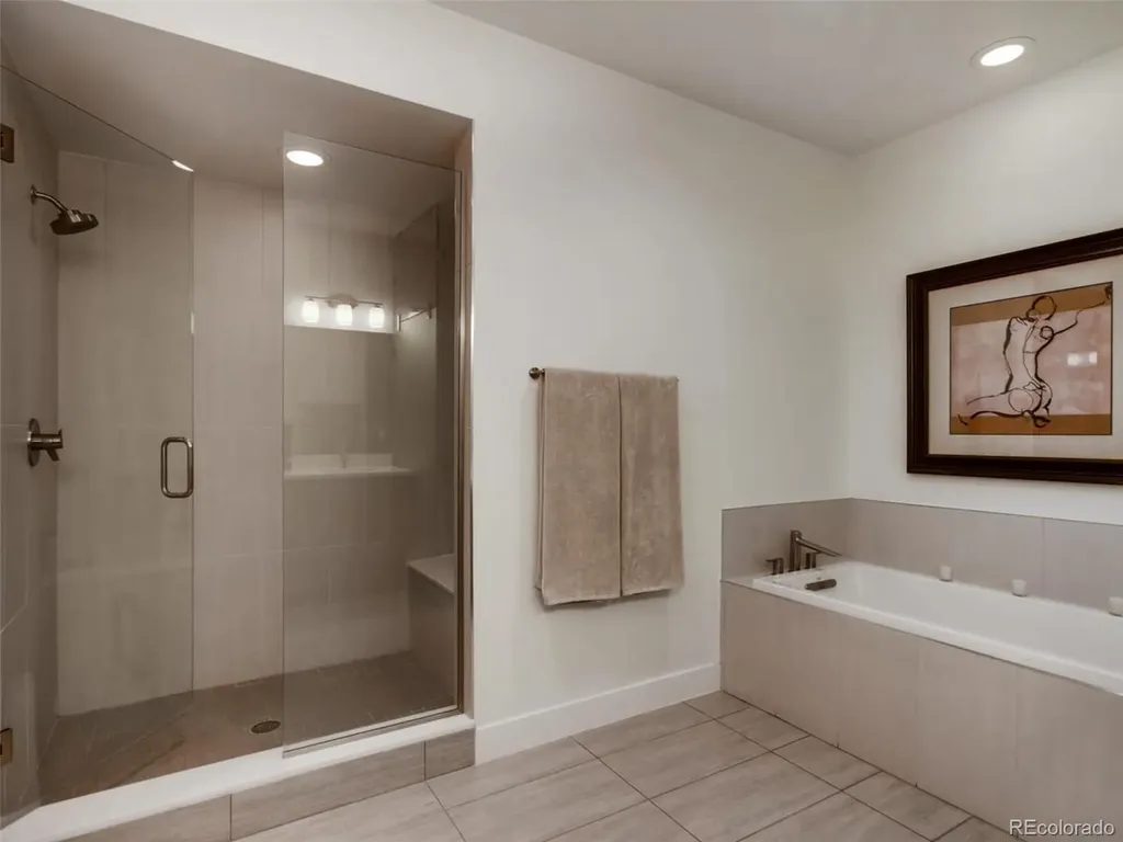 6739 E Lowry Boulevard Denver CO 80230