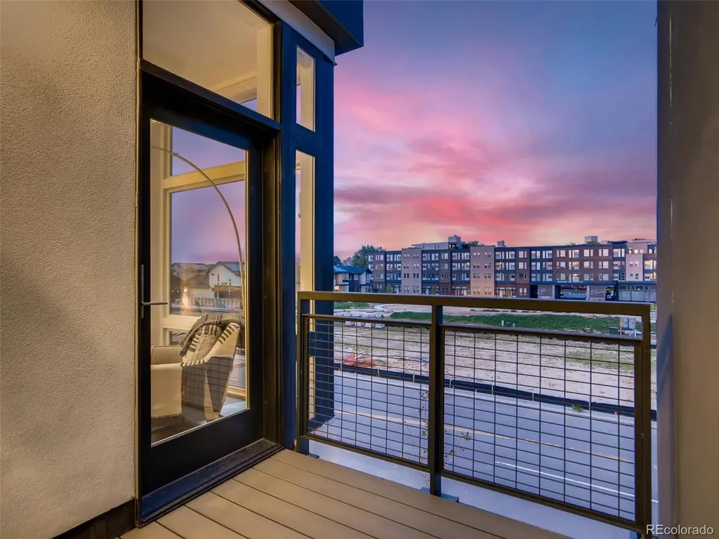 6739 E Lowry Boulevard Denver CO 80230
