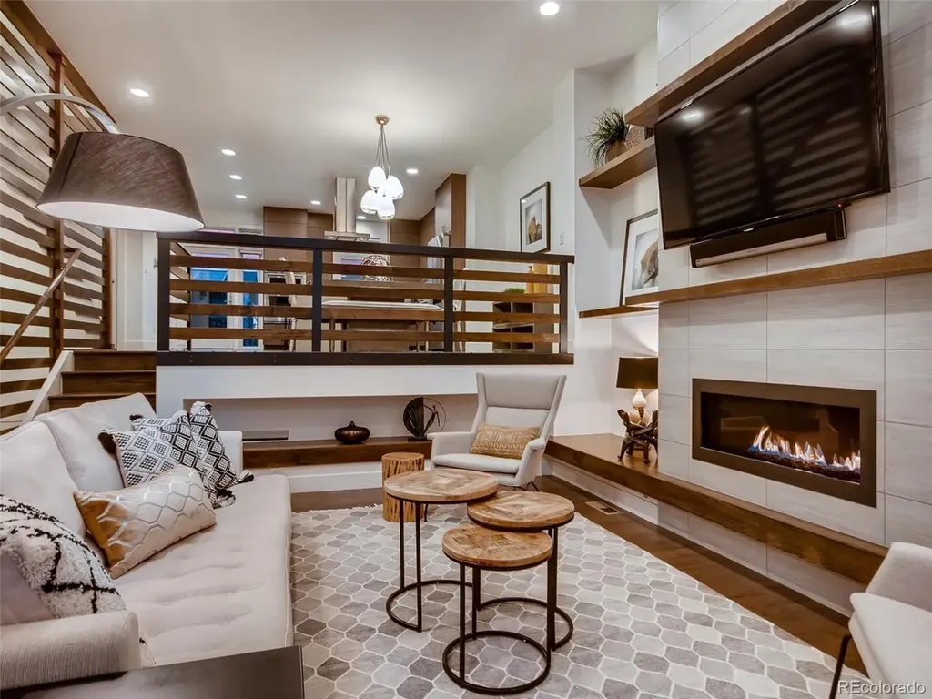 6739 E Lowry Boulevard Denver CO 80230