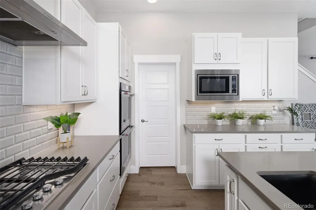 5971 Hanover Street Denver CO 80238