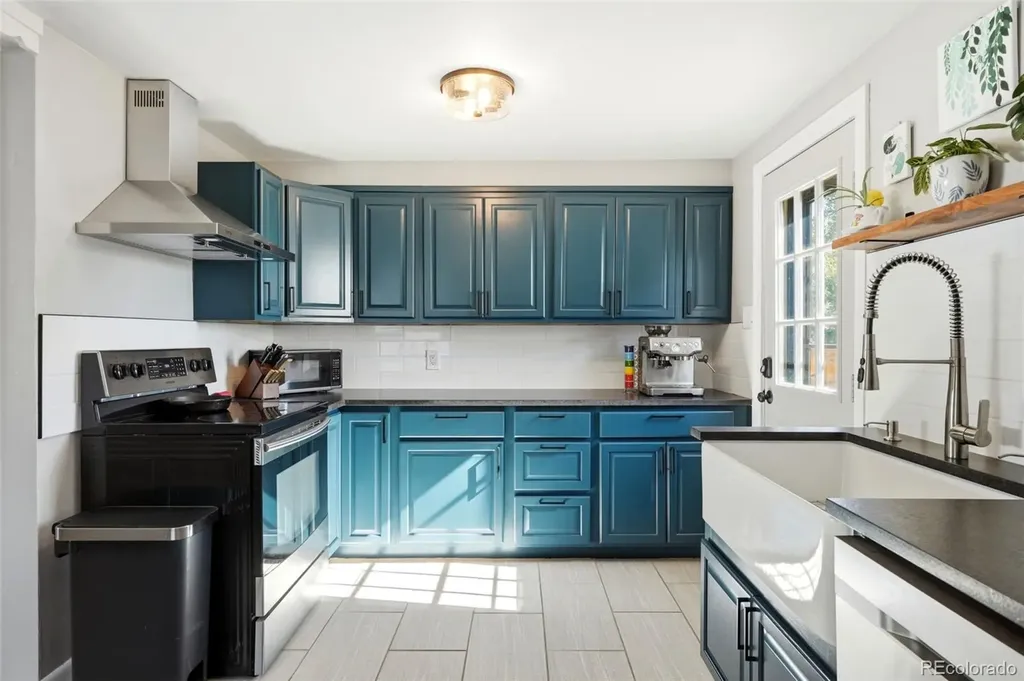 1346 Venice Street Longmont CO 80501