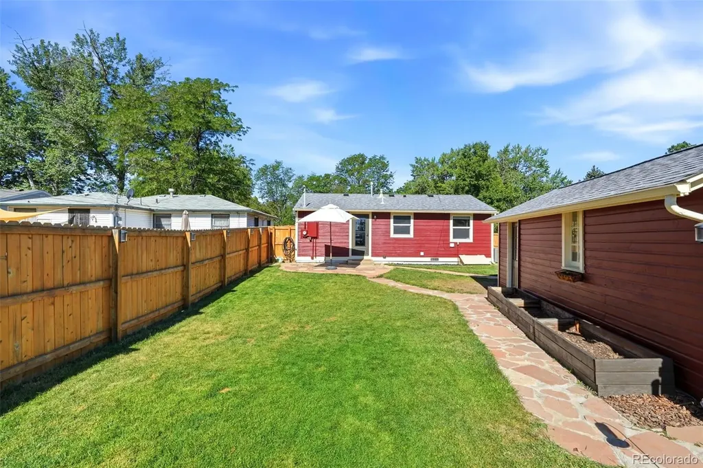 1346 Venice Street Longmont CO 80501