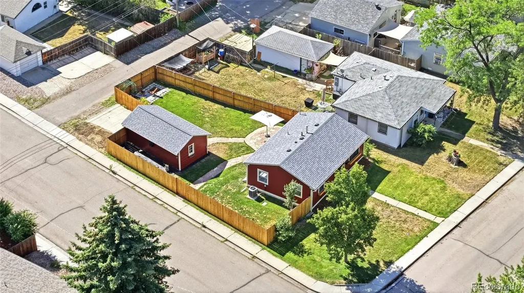 1346 Venice Street Longmont CO 80501