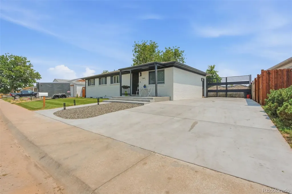 Denver CO, 12962 Olmsted Place