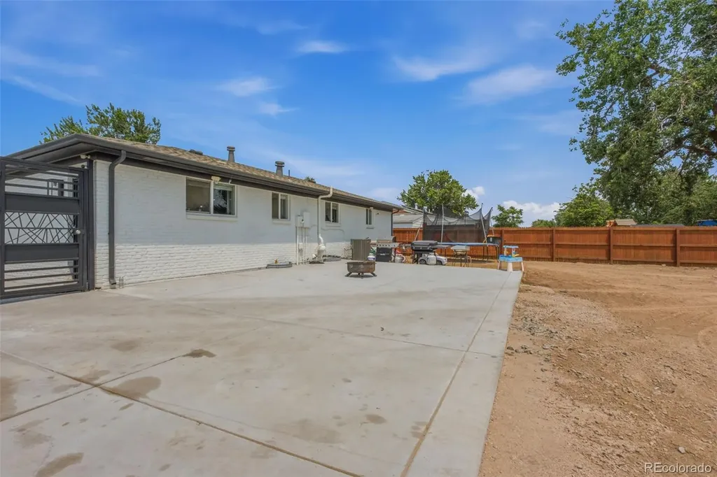12962 Olmsted Place Denver CO 80239