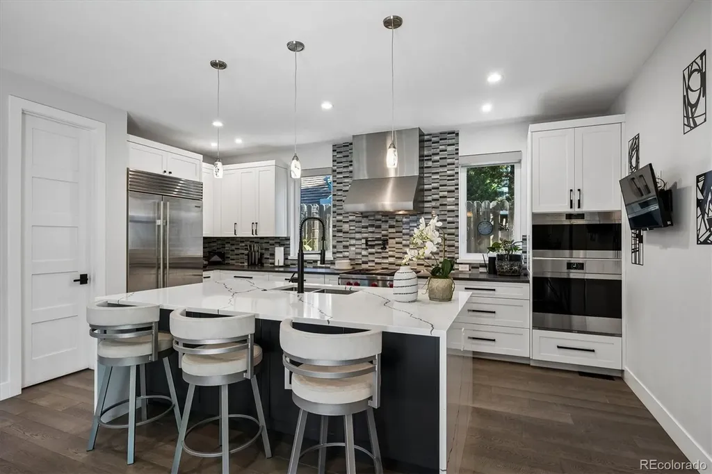 966 Saint Paul Street Denver CO 80206