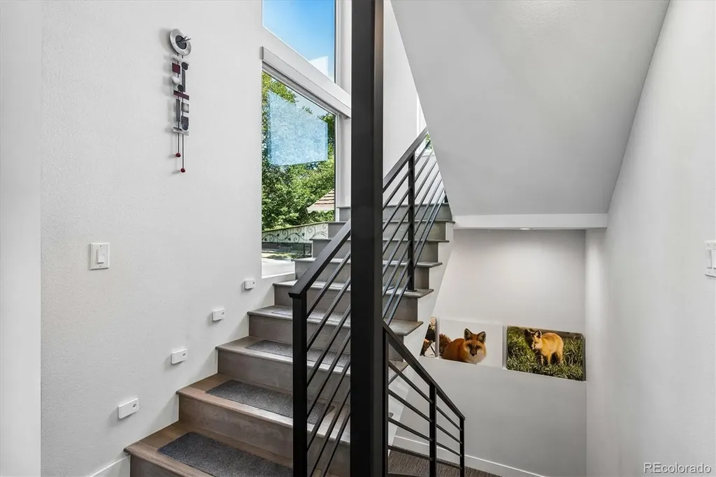 966 Saint Paul Street Denver CO 80206